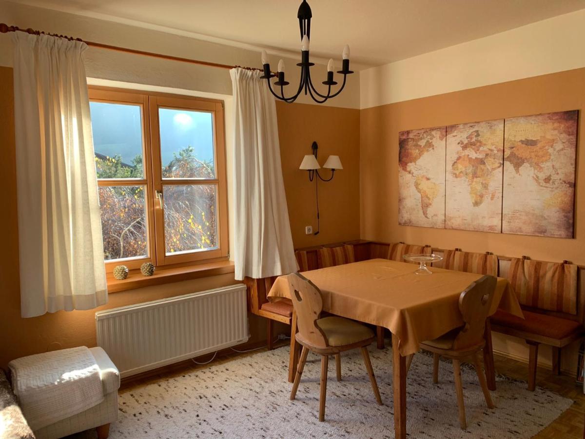 Ferienwohnungen Familie Wetzlinger Бад Кляйнкирххайм Экстерьер фото